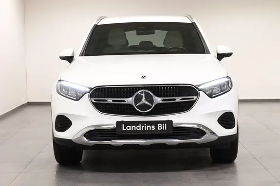 Mercedes-Benz Glc200 2023 photo 2