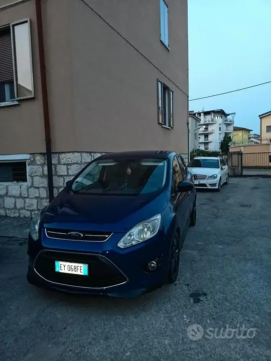 Ford C-Max 2015 photo 4