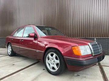 Mercedes-Benz 320E