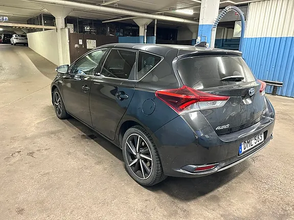 Toyota Auris 2018 photo 4