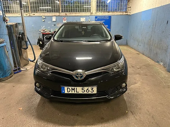 Toyota Auris 2018 photo 3