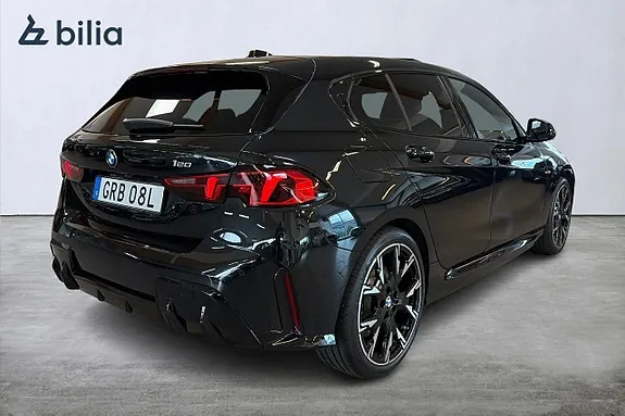 BMW 1 Series 2026 photo 3