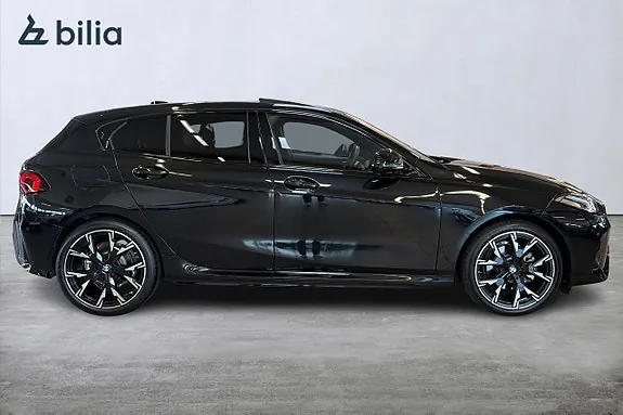 BMW 1 Series 2026 photo 2