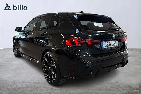 BMW 1 Series 2026 photo 5