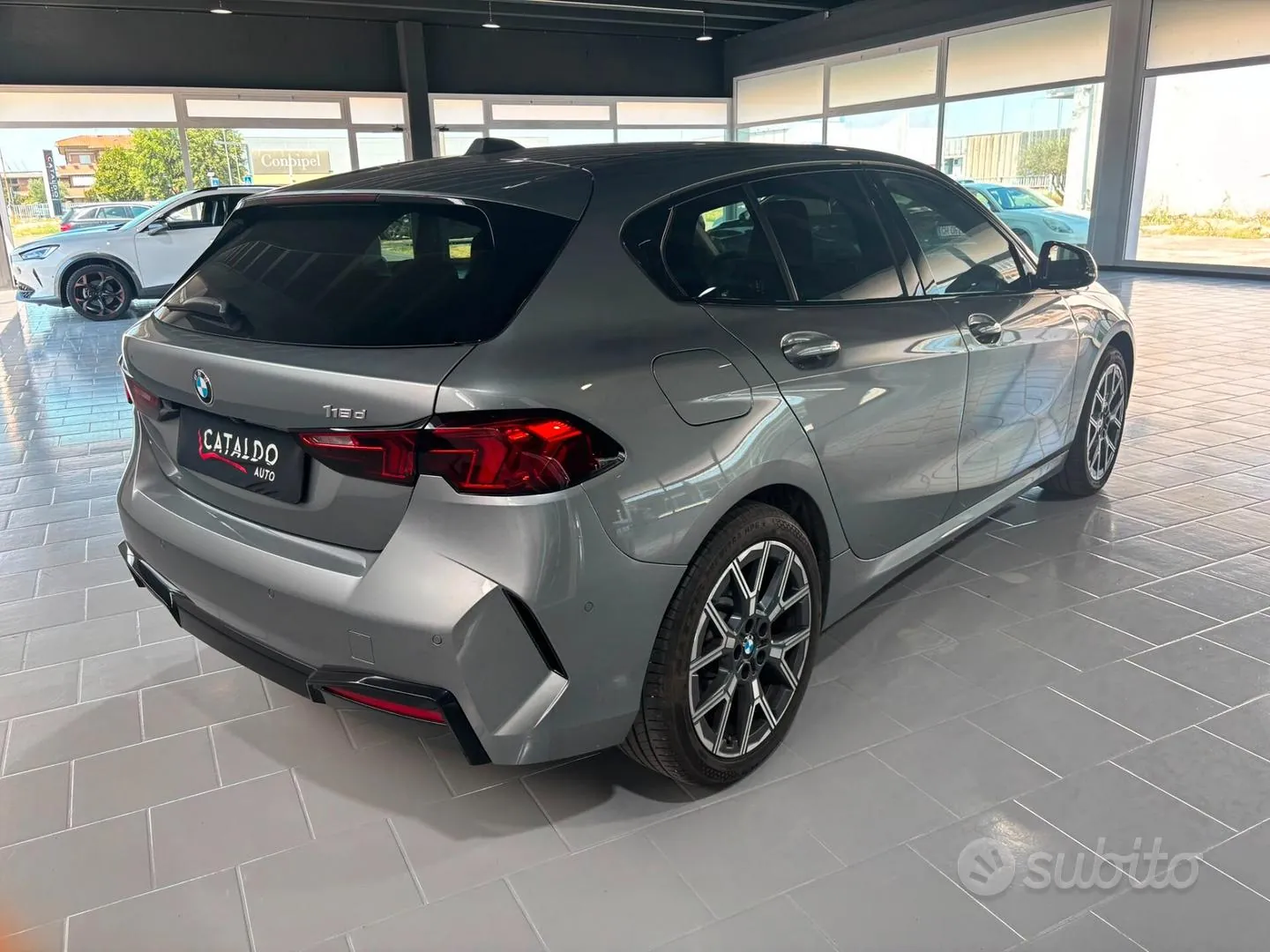 BMW 118 2025 photo 5