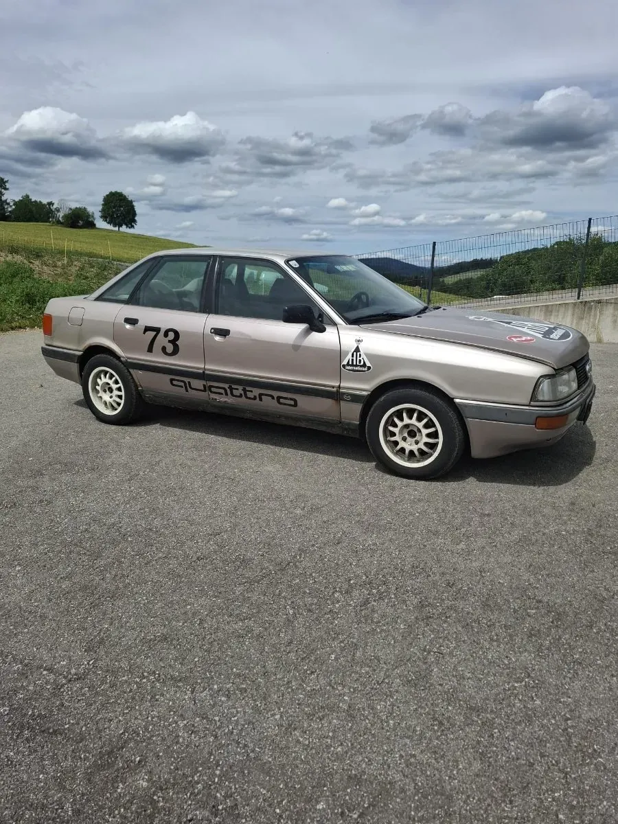 Audi 90 1987 photo 3