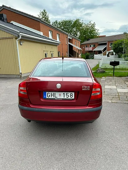 Skoda Octavia 2008 photo 2