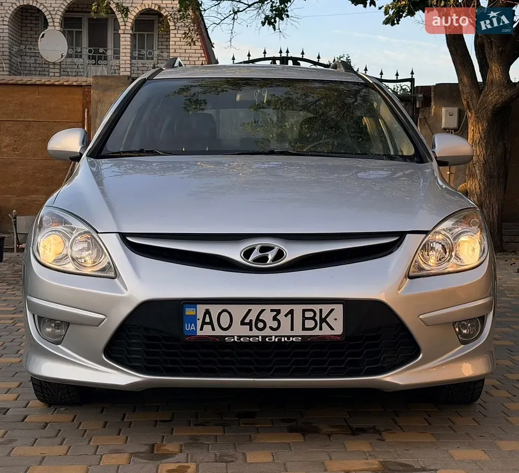 Hyundai I30 2011 photo 2