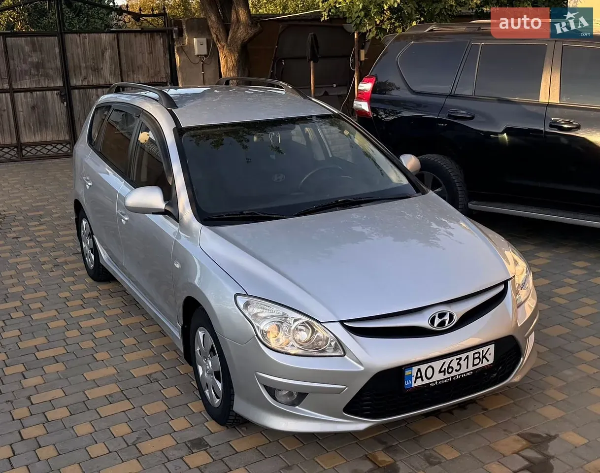 Hyundai I30 2011 photo 3