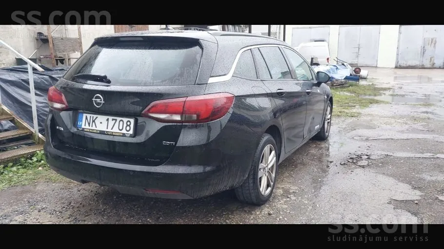 Opel Astra 2018 photo 2