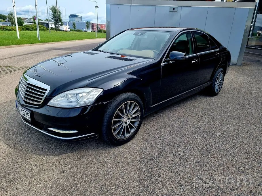 Mercedes-Benz S-Class 2011 photo 5