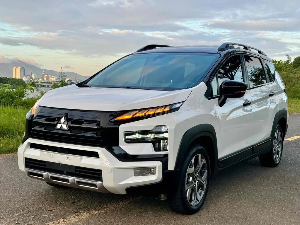Mitsubishi Xpander Cross 2025 photo 3