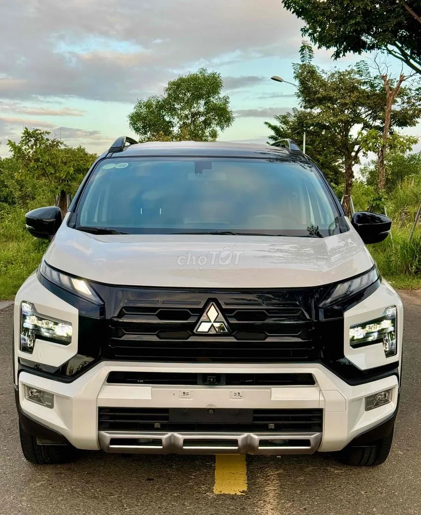 Mitsubishi Xpander Cross
