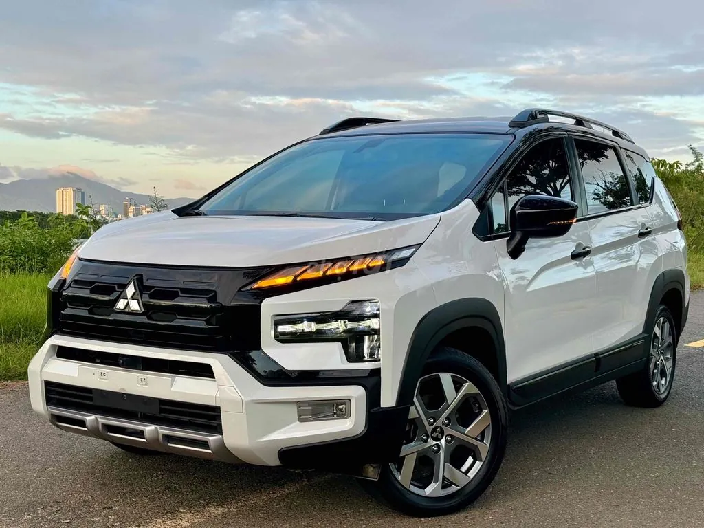 Mitsubishi Xpander Cross 2025 photo 2