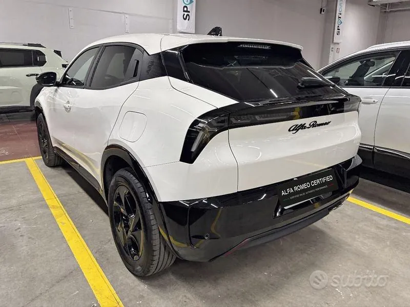 Alfa Romeo Junior 2025 photo 3