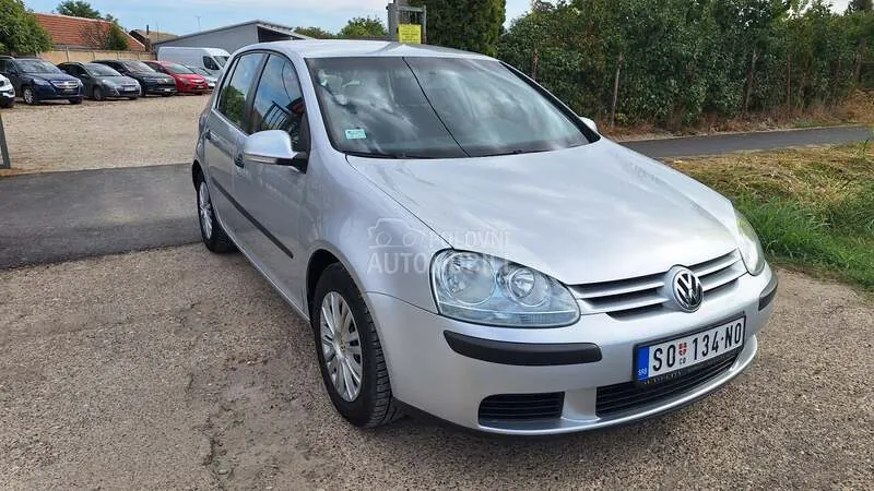 Volkswagen Golf 5 2005 photo 2