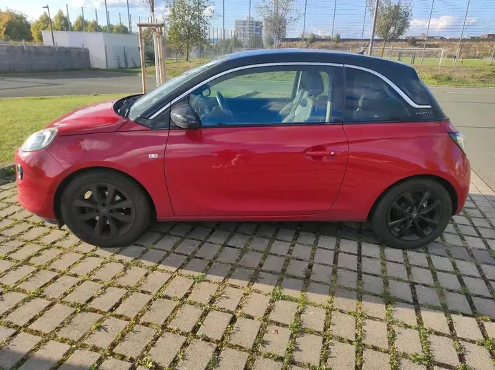 Opel Adam