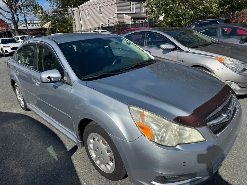 Subaru Legacy 2012 photo 2