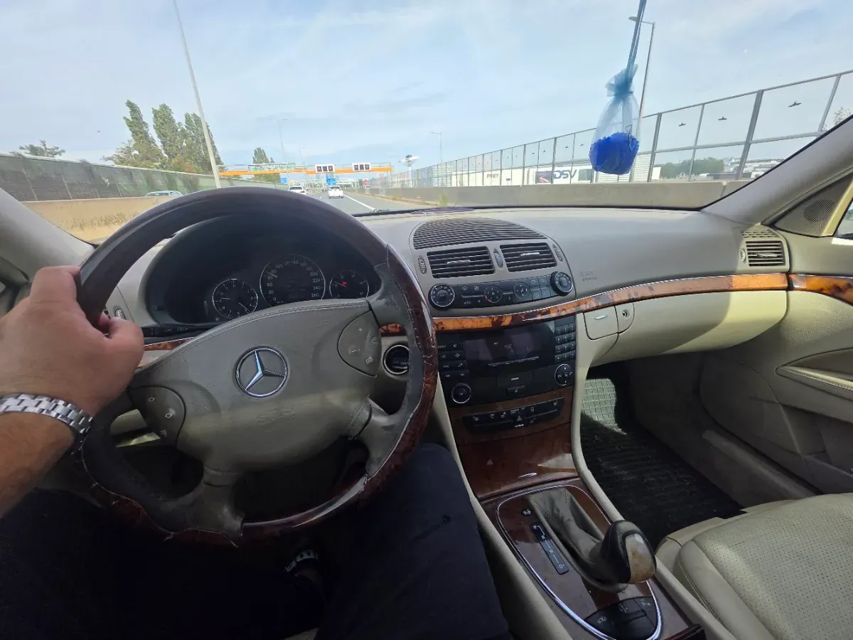 Mercedes-Benz Eklasse