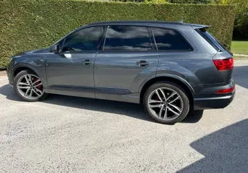 Audi Q7 2016 photo 2