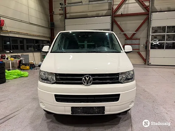 Volkswagen Caravelle 2013 photo 2