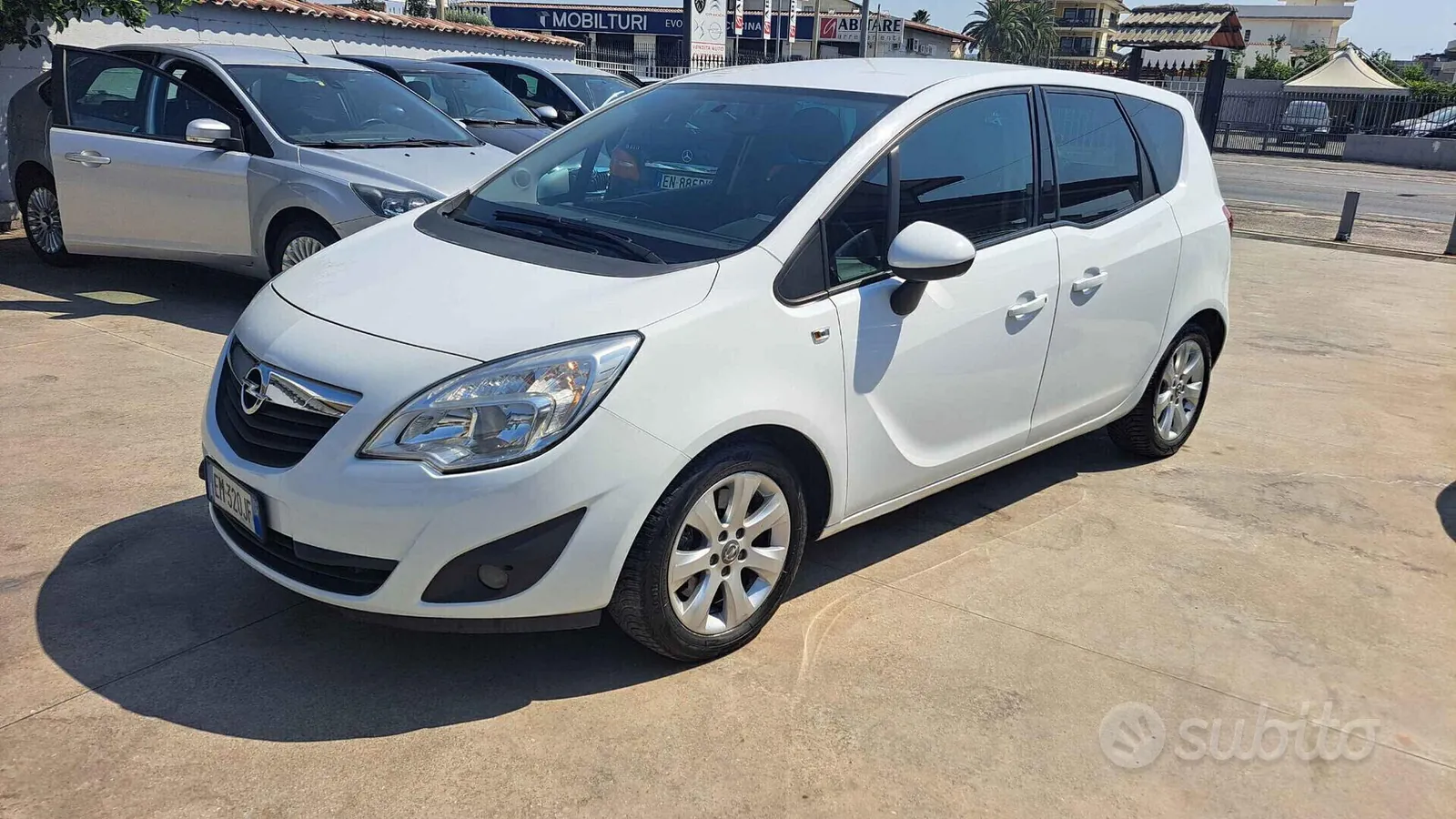 Opel Meriva 2012 photo 2