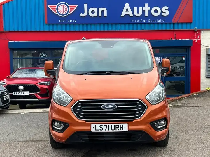 Ford Tourneo Custom 2021 photo 2