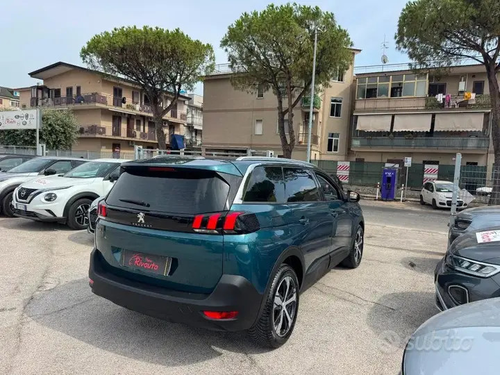 Peugeot 5008 2018 photo 5