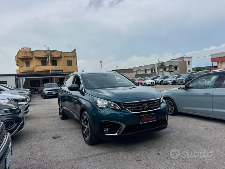 Peugeot 5008 2018 photo 2
