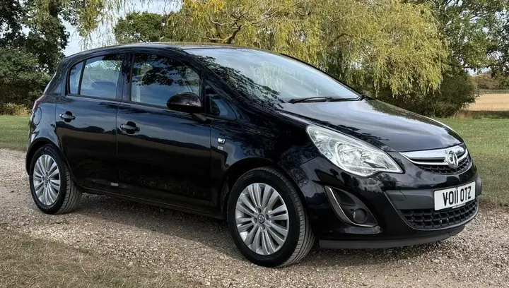 Vauxhall Corsa 2011 photo 3