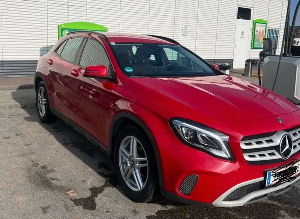 Mercedes-Benz Gla Class
