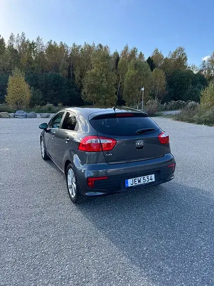 Kia Rio 2016 photo 4