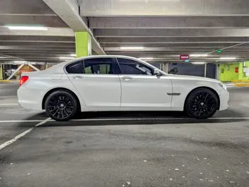 BMW 750I 2009 photo 5
