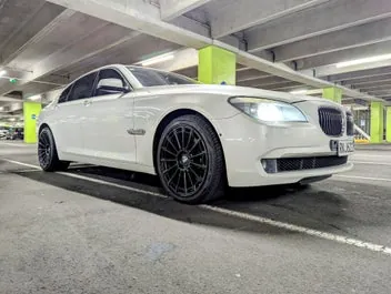 BMW 750I 2009 photo 2