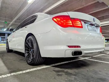 BMW 750I