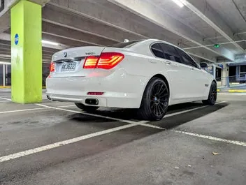 BMW 750I 2009 photo 4