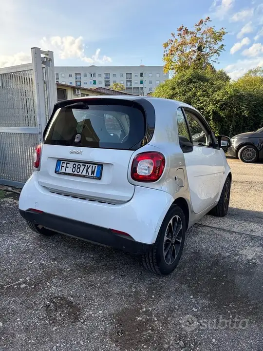 Smart Fortwo 2016 photo 4