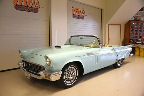 Ford Thunderbird 1957 photo 3