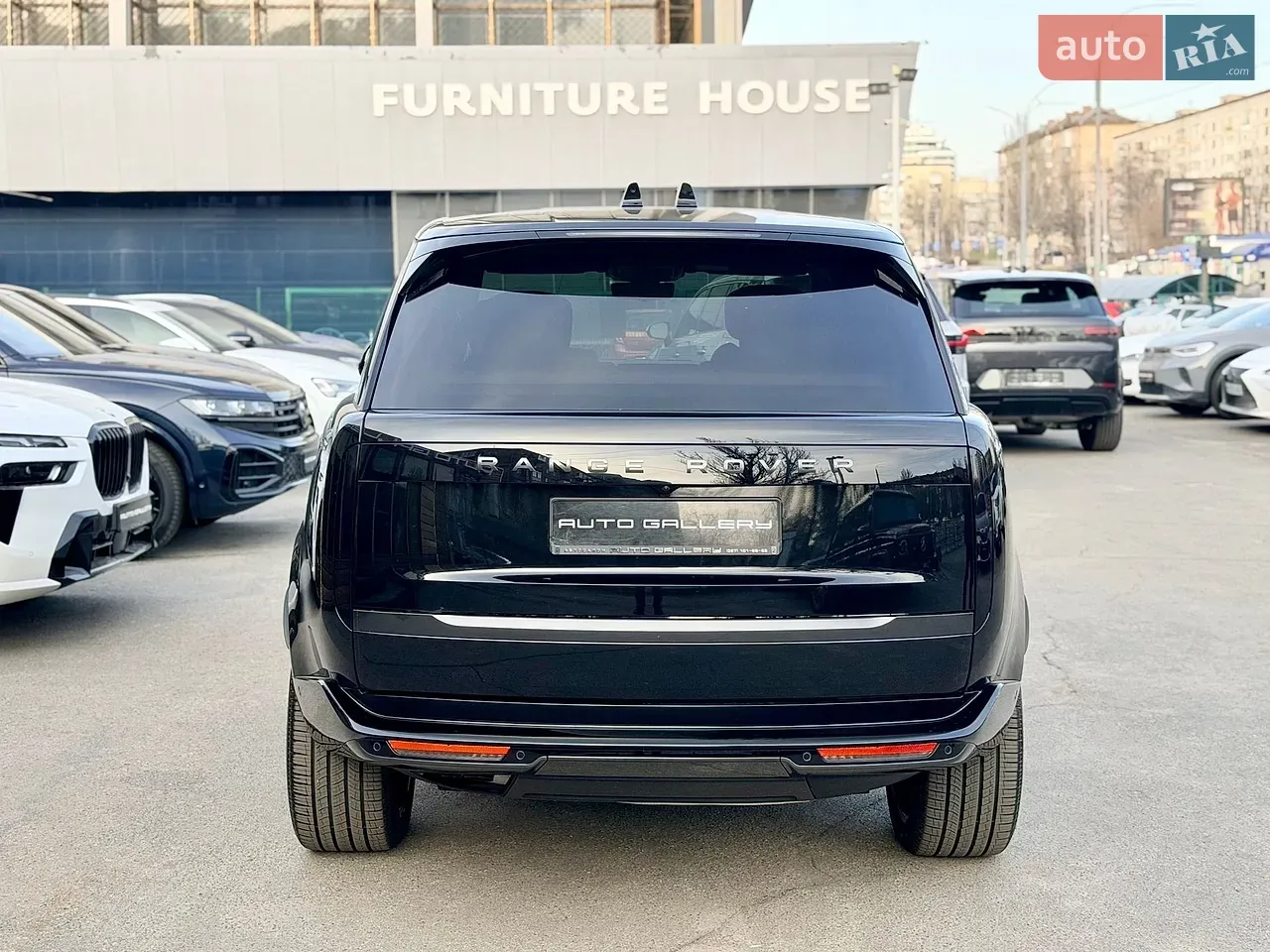 Land Rover Range Rover 2025 photo 2