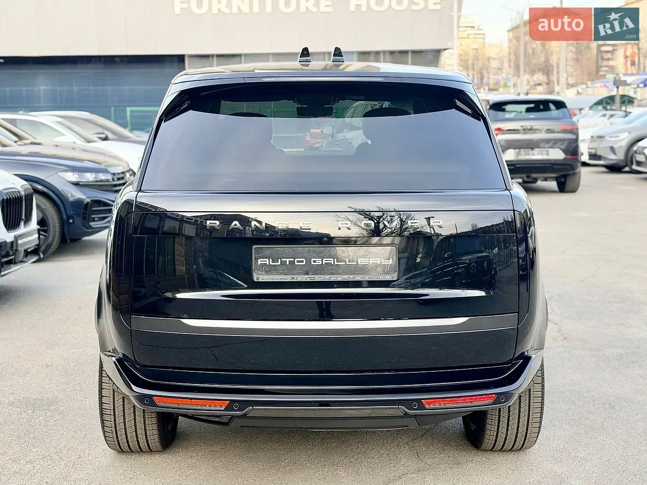 Land Rover Range Rover 2025 photo 3