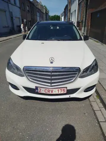 Mercedes-Benz 200D