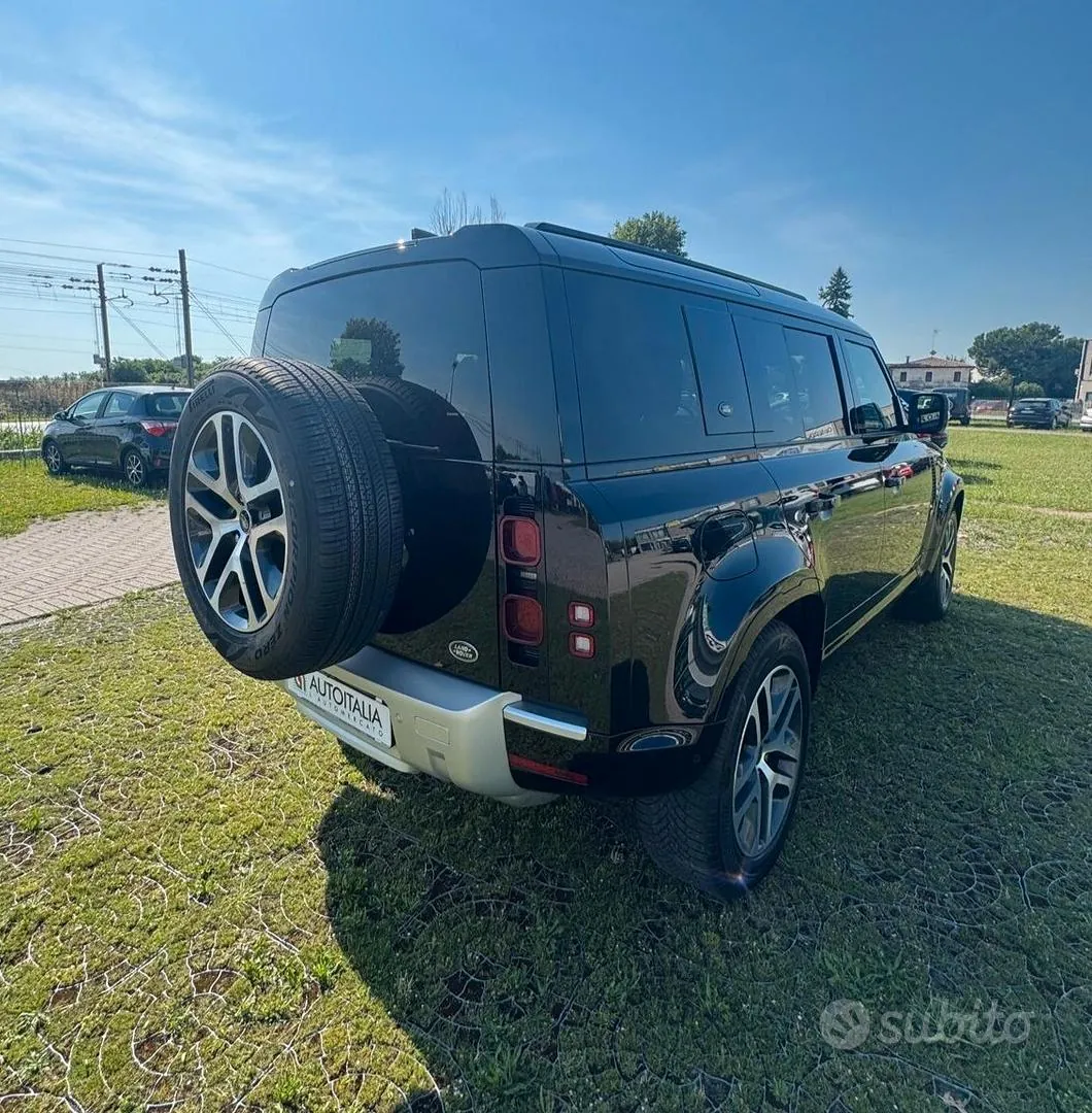 Land Rover Defender 2023 photo 4
