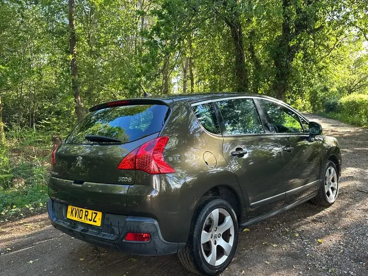 Peugeot 3008 2010 photo 4