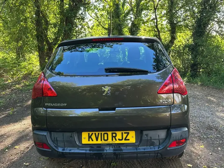 Peugeot 3008 2010 photo 5