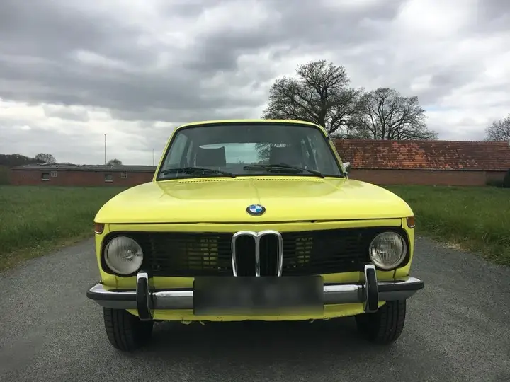 BMW 1502