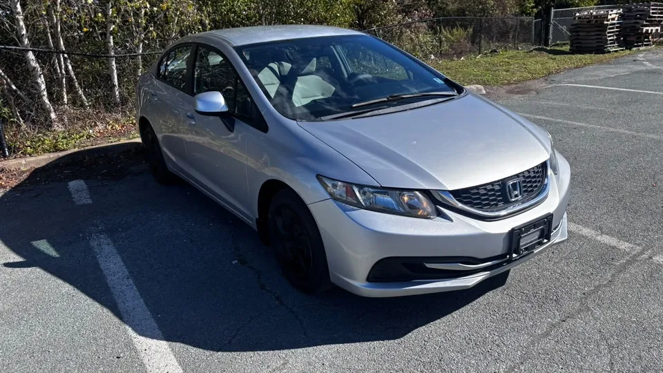 Honda Civic 2013 photo 3