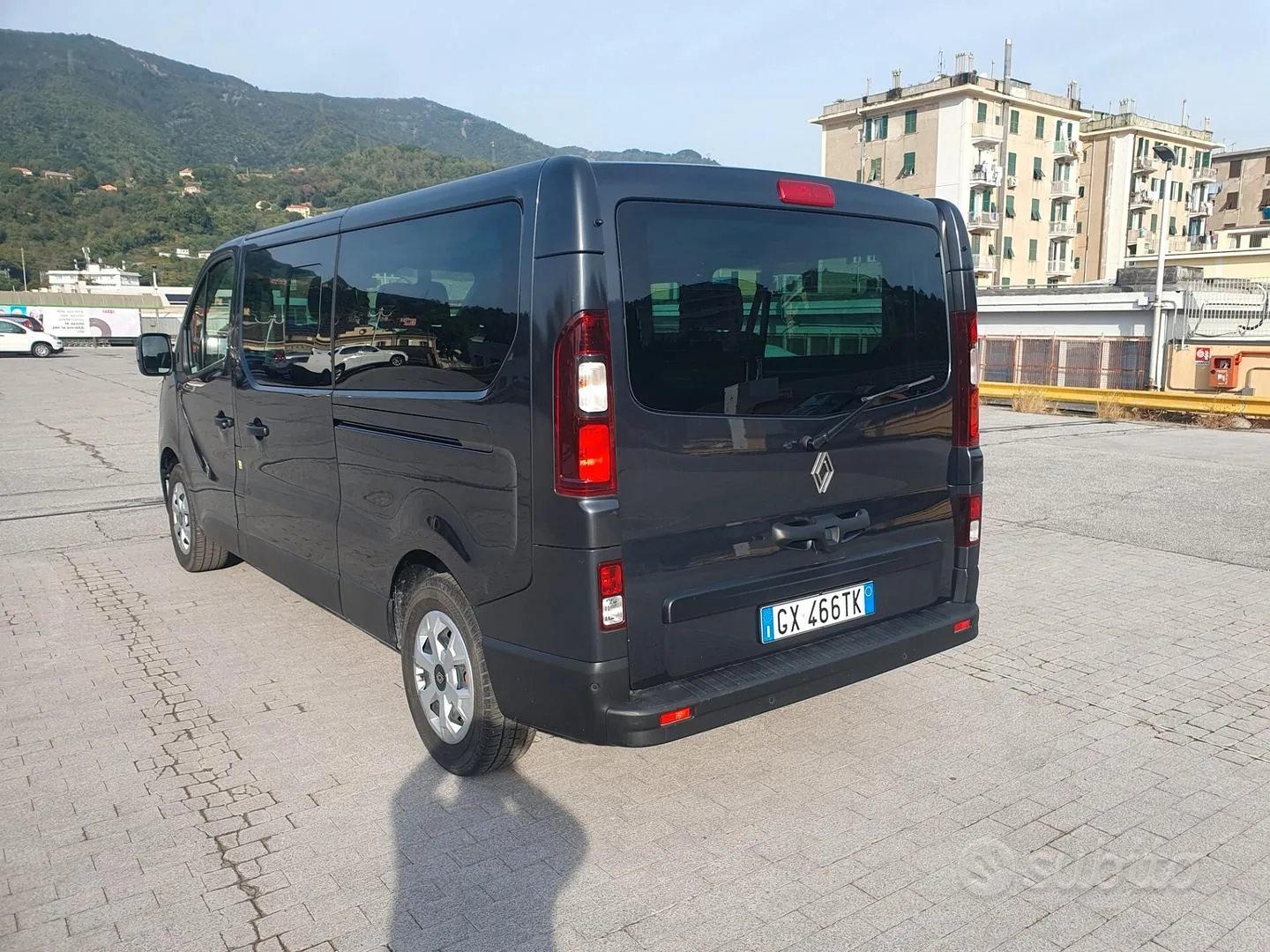 Renault Trafic 2024 photo 3