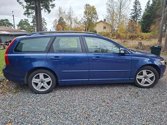 Volvo V50