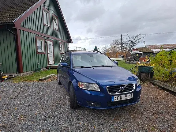 Volvo V50 2008 photo 2