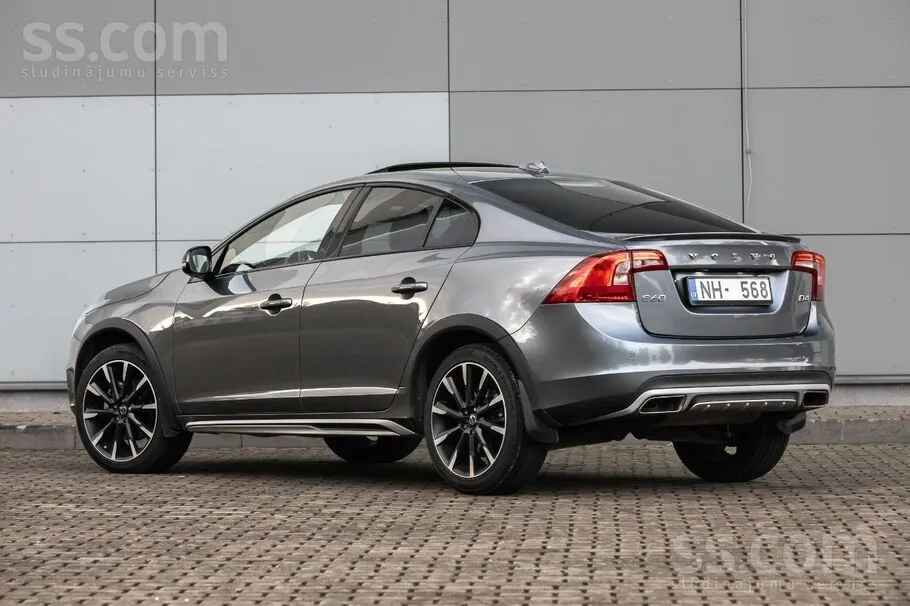 Volvo S60 2015 photo 5